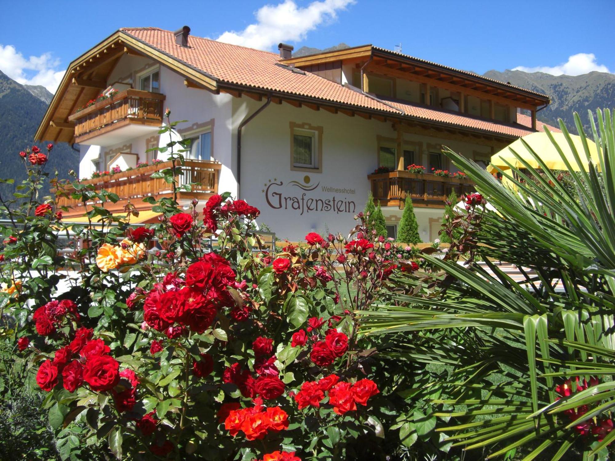 Adults Only Hotel Grafenstein Scena Esterno foto