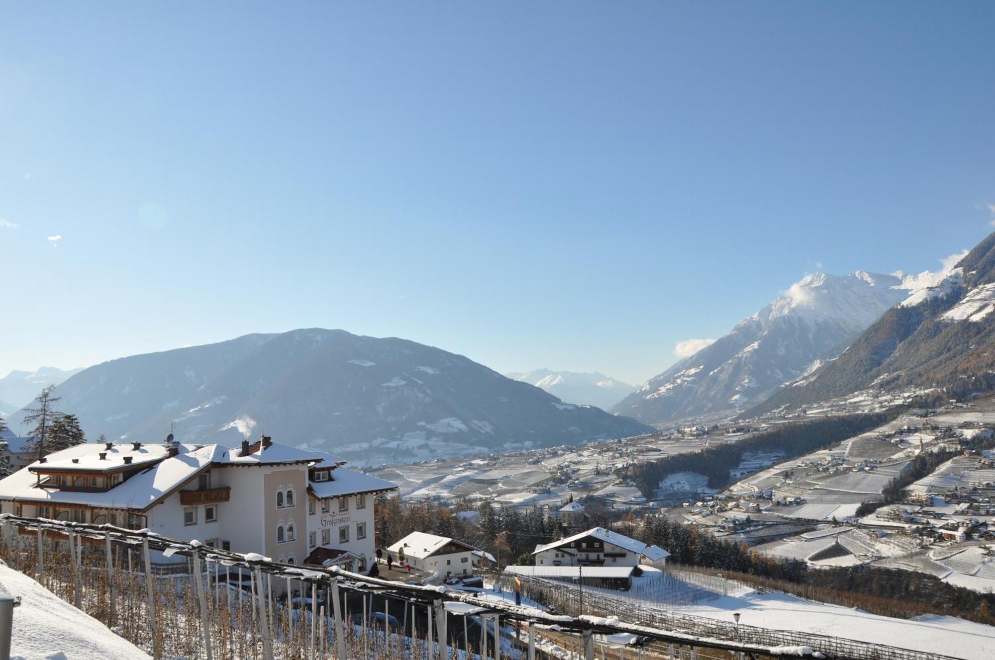 Adults Only Hotel Grafenstein Scena Esterno foto
