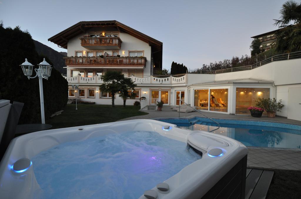 Adults Only Hotel Grafenstein Scena Esterno foto