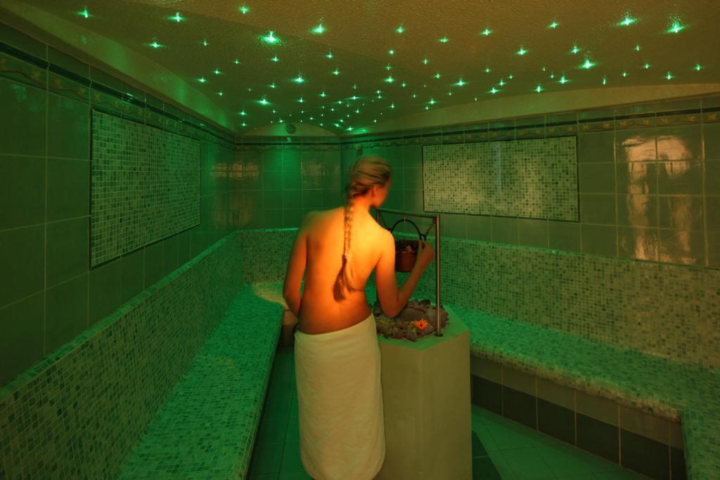 Adults Only Hotel Grafenstein Scena Esterno foto