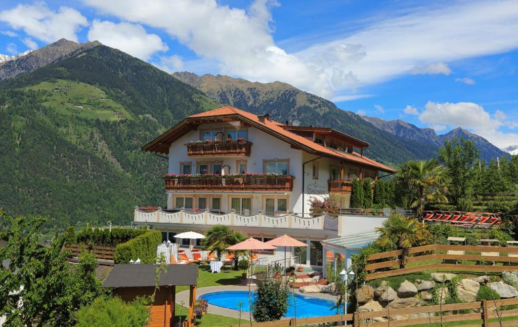 Adults Only Hotel Grafenstein Scena Esterno foto